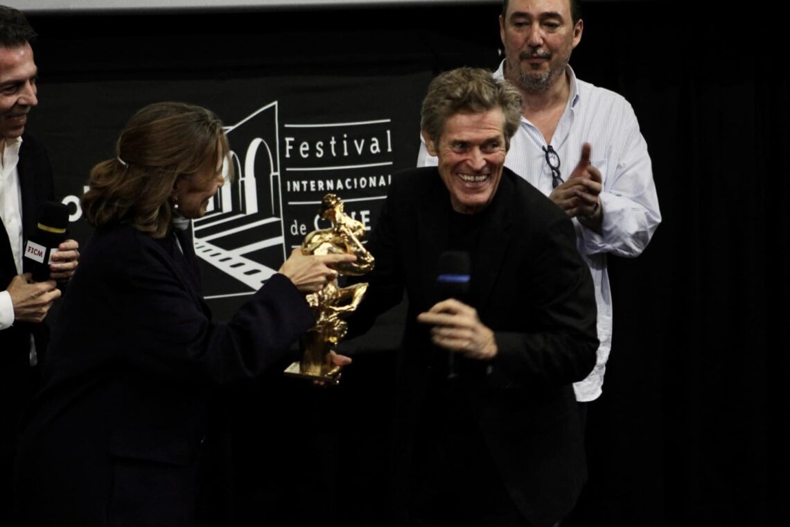 El actor Willem Dafoe fue condecorado con el Premio a la Excelencia Artística en el FICM
